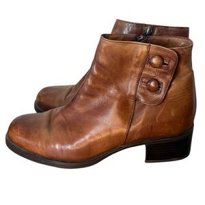 TORRETTI Cognac Brown Tan Leather Ankle Booties Zipper Made In Italy Size 7